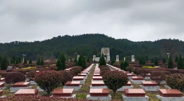 鄂豫皖苏区中心烈士陵园