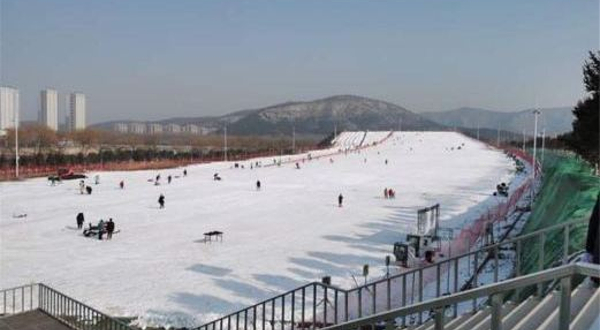 园博园滑雪场