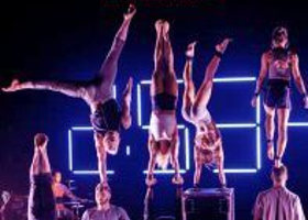 上海 · 创意新马戏《一万小时定律》