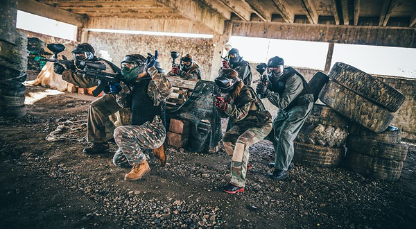 迅鹰真人CS俱乐部(南阳大桥基地)