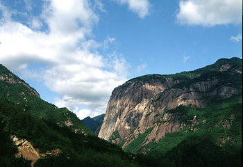 鄣山大峡谷第 8 张图片