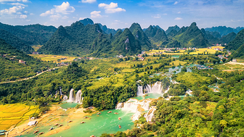 德天跨国瀑布景区