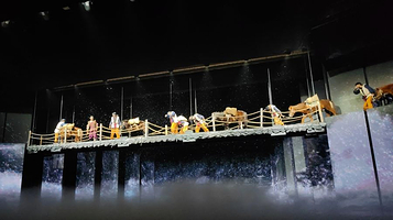 丽江千古情景区-实景剧场