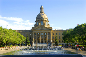 艾伯塔省议会大厦