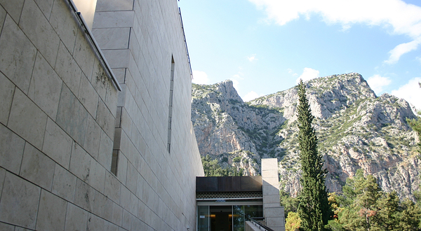 德尔菲考古博物馆