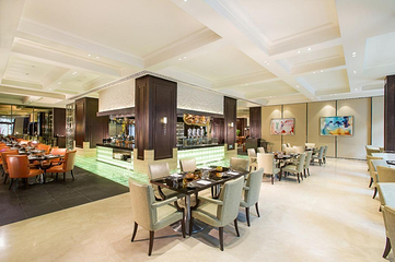 北京海湾半山酒店·西餐厅第 1 张图片