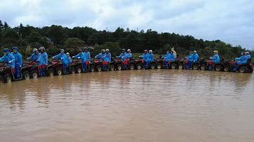 零距离越野·沙滩车·露营俱乐部