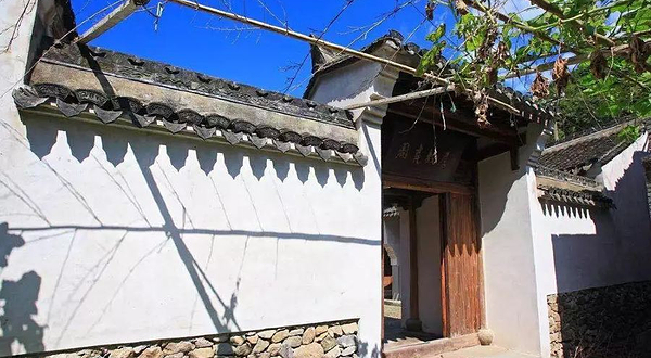 周尧故居陈列室