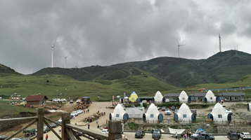 乌蒙大草原-观景平台