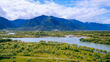 西藏雅尼国家湿地公园