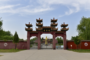 龙泉寺第 13 张图片