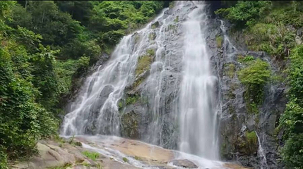 猴古山瀑布第 1 张图片