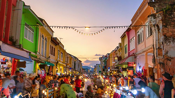 普吉镇周末市场