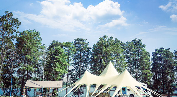 房车生活家(武汉径河公园湖畔营地)