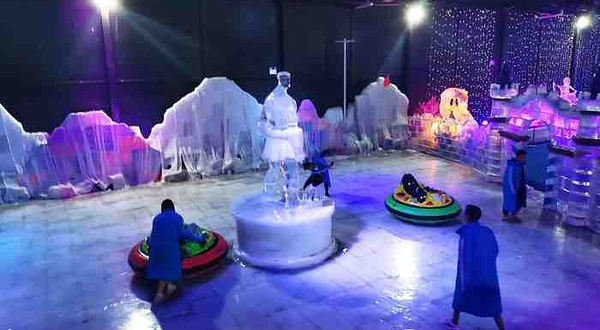 倒盏冰雪大世界