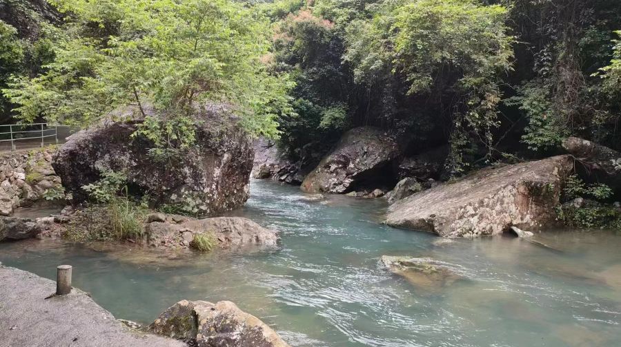 青云山白马峡谷