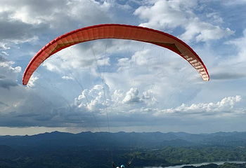 安吉驭风铜锣山飞行营地第 5 张图片
