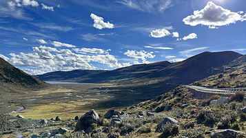 拉龙措国家湿地公园