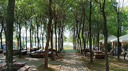 梁子湖葫芦岛房车露营地第 2 张图片