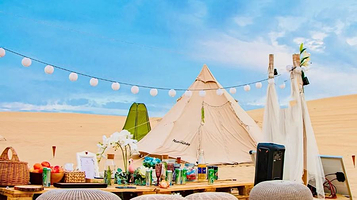 鸣沙山玩友房车野奢露营地