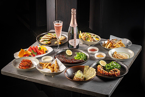 深圳康莱德酒店·徊酒吧