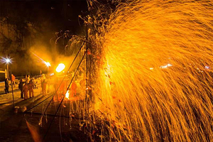 罗庄铁火大庙会