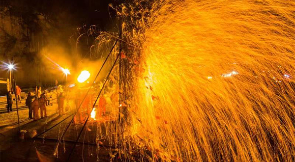 罗庄铁火大庙会