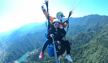 齐岳山滑翔伞基地第 4 张图片