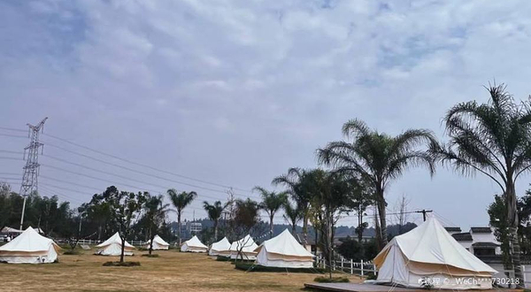 铁山坪草野星空露营基地