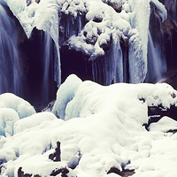 大平台龙居瀑布旅游区