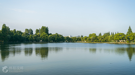 安庆市菱湖风景区第 2 张图片