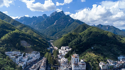 汤口镇第 1 张图片