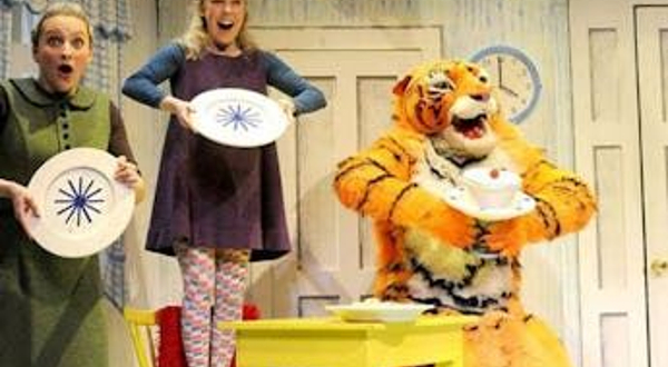 英国惠特利湾 · 舞台剧《老虎来喝下午茶》