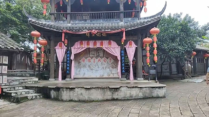 寻龙山景区第 1 张图片
