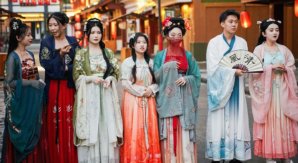 有戏世界沉浸式互动影城