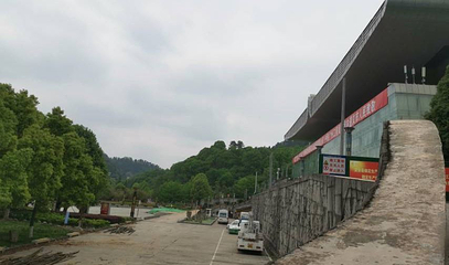凤凰山文化广场第 1 张图片