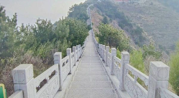 五凤山