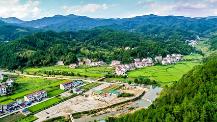 皖鄂大峡谷漂流第 3 张图片
