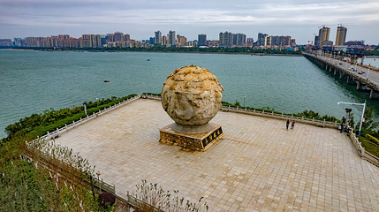 西湾旅游景区第 1 张图片