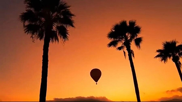 亚龙湾博越直升机热气球飞行营地