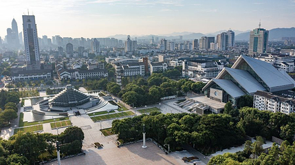 城市广场第 1 张图片