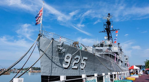 安平定情码头德阳舰园区