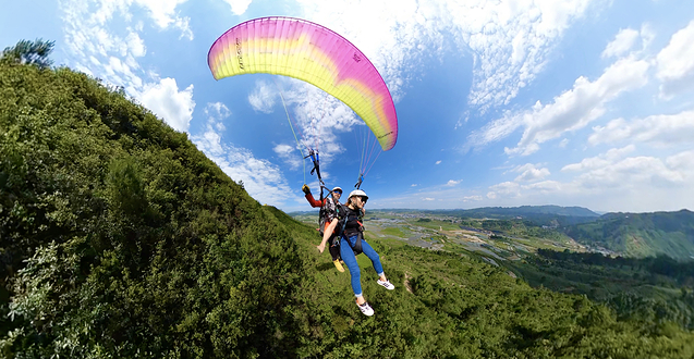 云雾嗨库滑翔伞飞行基地