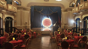 古影沉浸式互动游戏剧场 《1941·新和医院》