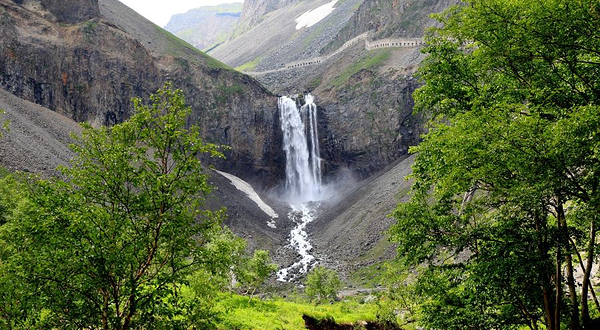 长白山国家级自然保护区-岳桦双瀑