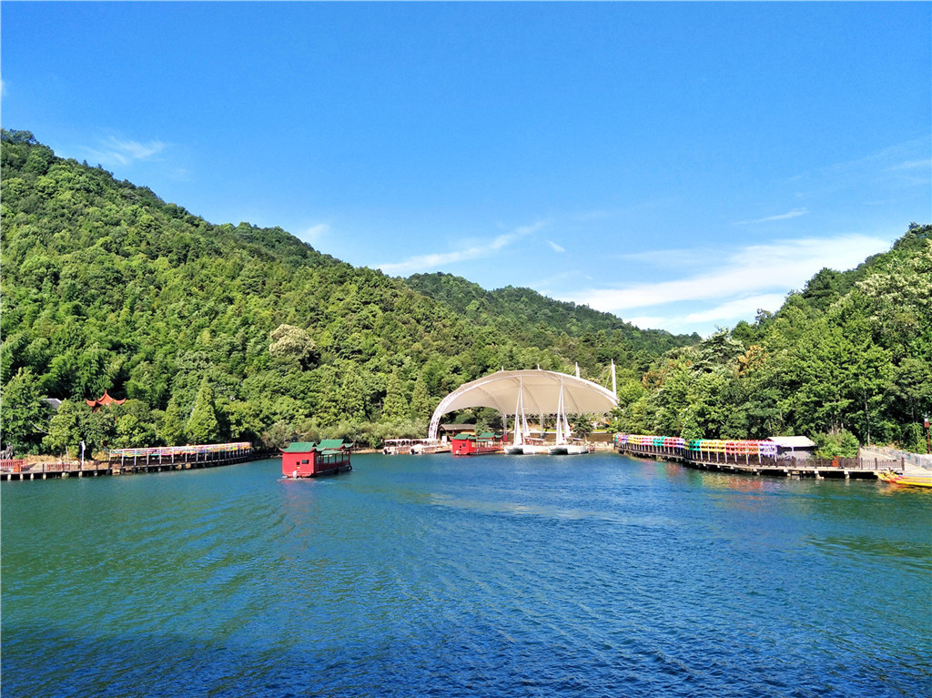 石燕湖