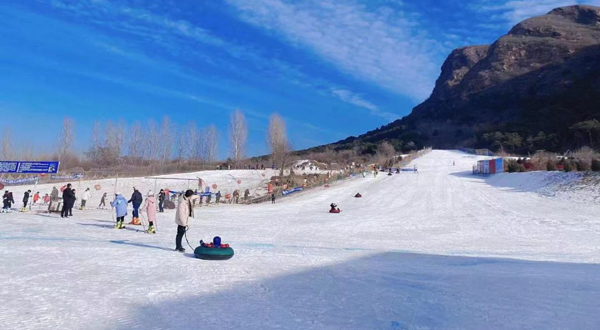 遵化市龙山滑雪场