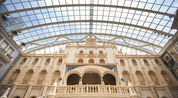 澳门美高梅天幕广场