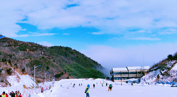 七星岭国际滑雪场
