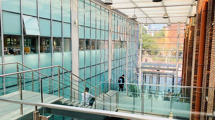 同济大学(四平路校区)-图书馆第 1 张图片